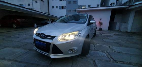 FORD FOCUS 2.0 TITANIUM PLUS SEDAN 16V FLEX 4P POWERSHIFT FORD FOCUS 2.0 TITANIUM PLUS SEDAN 16V FLEX 4P POWERSHIFT